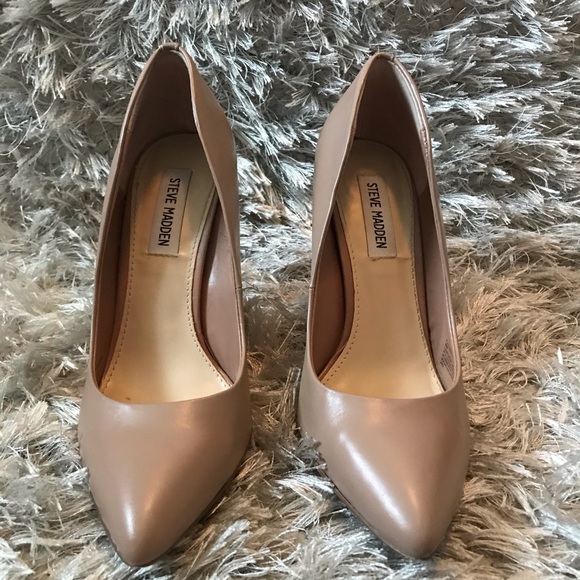 Steve Madden pointed pumps - Picture 4 of 5